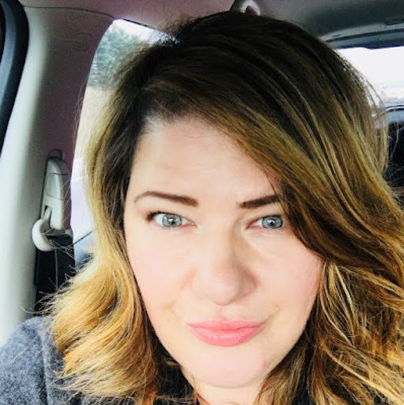 Meet your Posher, Anna - Picture 1 of 1